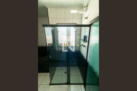 Casa à venda com 175m², 3 quartos e 2 vagas Casa à venda com 175m², 3 quartos e 2 vagasBanheiro da Suíte