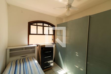 Casa à venda com 175m², 3 quartos e 2 vagas Casa à venda com 175m², 3 quartos e 2 vagasQuarto de Serviço