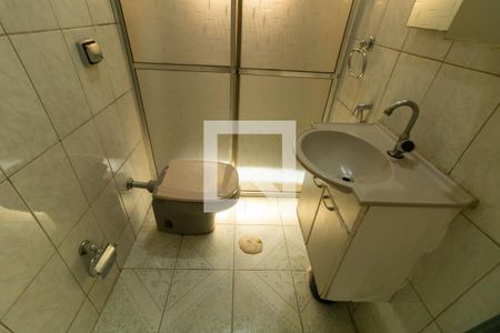 Casa à venda com 175m², 3 quartos e 2 vagas Casa à venda com 175m², 3 quartos e 2 vagasBanheiro de serviço