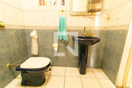 Casa à venda com 175m², 3 quartos e 2 vagas Casa à venda com 175m², 3 quartos e 2 vagasBanheiro