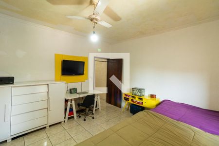 Casa à venda com 175m², 3 quartos e 2 vagas Casa à venda com 175m², 3 quartos e 2 vagasQuarto 2