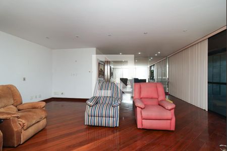 Sala de apartamento à venda com 4 quartos, 271m² em Barra da Tijuca, Rio de Janeiro