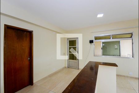 Sala de casa para alugar com 1 quarto, 38m² em Jardim Palmira, Guarulhos