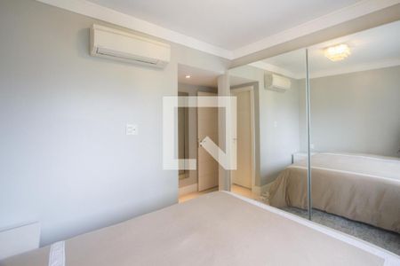 Suíte de apartamento para alugar com 2 quartos, 102m² em Várzea de Baixo, São Paulo
