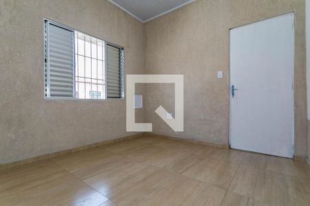 Quarto 1 de casa para alugar com 2 quartos, 65m² em Vila Industrial, Mogi das Cruzes