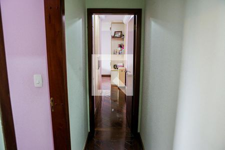 Apartamento à venda com 196m², 3 quartos e 2 vagas Apartamento à venda com 196m², 3 quartos e 2 vagasCorredor