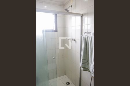 Apartamento à venda com 196m², 3 quartos e 2 vagas Apartamento à venda com 196m², 3 quartos e 2 vagasBanheiro da Suíte 1