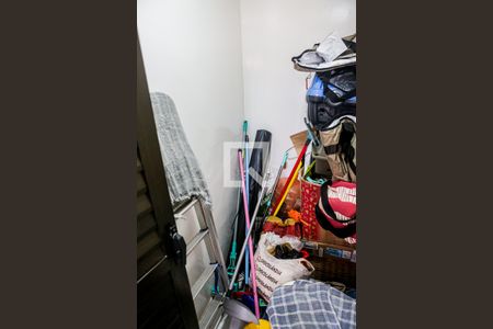 Apartamento à venda com 196m², 3 quartos e 2 vagas Apartamento à venda com 196m², 3 quartos e 2 vagasBanheiro Área de Serviço