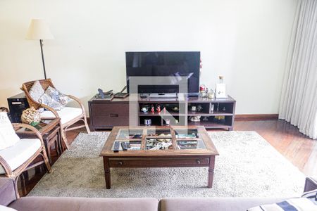 Apartamento à venda com 196m², 3 quartos e 2 vagas Apartamento à venda com 196m², 3 quartos e 2 vagasSala - Sala de Estar - Sala de Jantar
