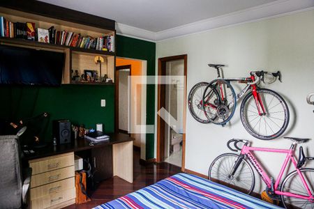 Apartamento à venda com 196m², 3 quartos e 2 vagas Apartamento à venda com 196m², 3 quartos e 2 vagasSuíte 3