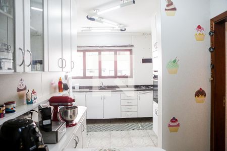 Apartamento à venda com 196m², 3 quartos e 2 vagas Apartamento à venda com 196m², 3 quartos e 2 vagasCozinha