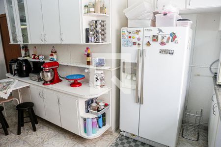 Apartamento à venda com 196m², 3 quartos e 2 vagas Apartamento à venda com 196m², 3 quartos e 2 vagasCozinha