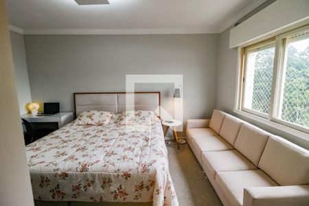 Apartamento à venda com 211m², 4 quartos e 3 vagas Apartamento à venda com 211m², 4 quartos e 3 vagasSuíte 2