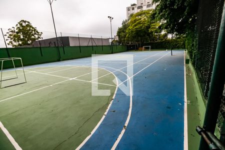 Apartamento à venda com 211m², 4 quartos e 3 vagas Apartamento à venda com 211m², 4 quartos e 3 vagasQuadra Esportiva