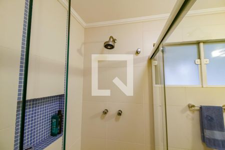 Apartamento à venda com 211m², 4 quartos e 3 vagas Apartamento à venda com 211m², 4 quartos e 3 vagasBanheiro Corredor