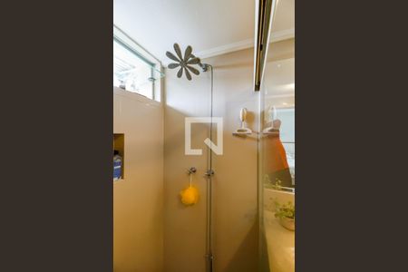 Apartamento à venda com 211m², 4 quartos e 3 vagas Apartamento à venda com 211m², 4 quartos e 3 vagasBanheiro da Suíte 2