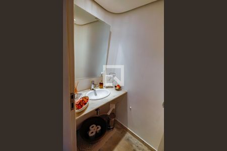 Apartamento à venda com 211m², 4 quartos e 3 vagas Apartamento à venda com 211m², 4 quartos e 3 vagasLavabo