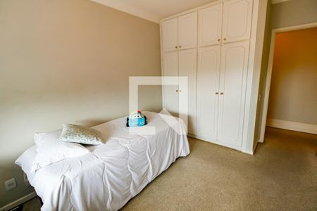 Apartamento à venda com 211m², 4 quartos e 3 vagas Apartamento à venda com 211m², 4 quartos e 3 vagasQuarto 2