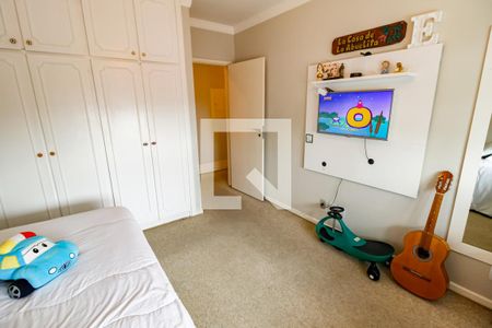 Apartamento à venda com 211m², 4 quartos e 3 vagas Apartamento à venda com 211m², 4 quartos e 3 vagasQuarto 2