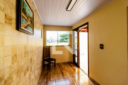 Hall de Entrada de casa à venda com 2 quartos, 94m² em Parque Oratório, Santo André