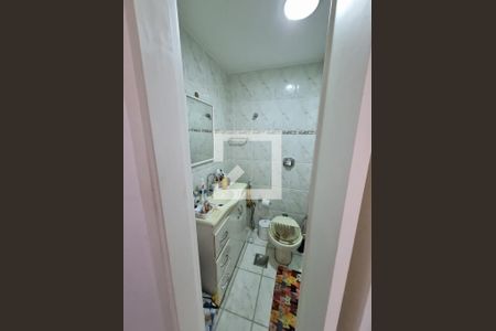Banheiro de apartamento para alugar com 2 quartos, 58m² em Méier, Rio de Janeiro