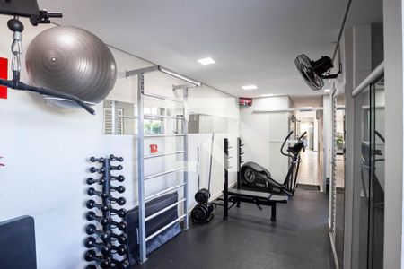 Apartamento à venda com 70m², 3 quartos e 1 vaga Apartamento à venda com 70m², 3 quartos e 1 vagaÁrea comum - Academia