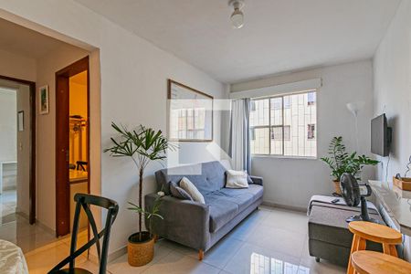 Sala de apartamento para alugar com 2 quartos, 46m² em Coqueiros, Florianópolis