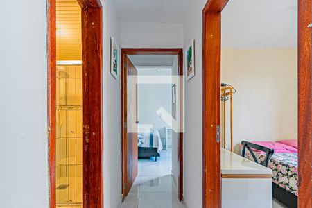 Banheiro Corredor de apartamento para alugar com 2 quartos, 46m² em Coqueiros, Florianópolis