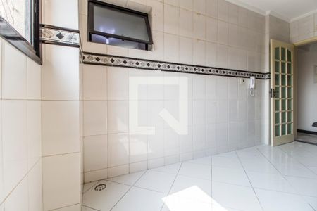 Apartamento à venda com 91m², 3 quartos e 2 vagas Apartamento à venda com 91m², 3 quartos e 2 vagasÁrea de Serviço