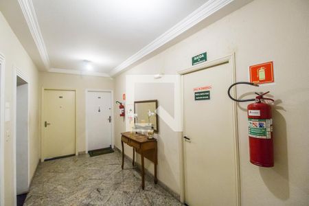 Apartamento à venda com 91m², 3 quartos e 2 vagas Apartamento à venda com 91m², 3 quartos e 2 vagasHall de entrada