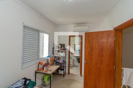 Suite  de casa de condomínio à venda com 3 quartos, 90m² em Parque São Quirino, Campinas