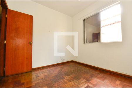 Quarto 1 de apartamento à venda com 3 quartos, 160m² em Sagrada Família, Belo Horizonte