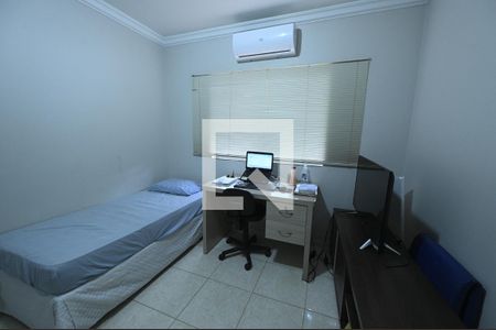 Quarto 1 de casa para alugar com 4 quartos, 192m² em Setor Jaó, Goiânia