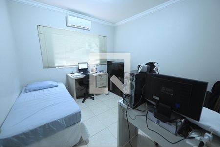 Quarto 1 de casa para alugar com 4 quartos, 192m² em Setor Jaó, Goiânia