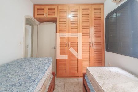 Quarto  de apartamento para alugar com 3 quartos, 166m² em Enseada, Guarujá