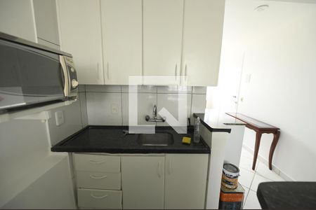 Sala/Cozinha  de apartamento para alugar com 1 quarto, 34m² em Setor Central, Goiânia