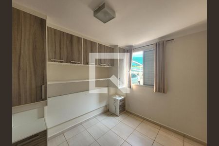 Quarto 1 de apartamento para alugar com 2 quartos, 45m² em Fazenda Santa Cândida, Campinas