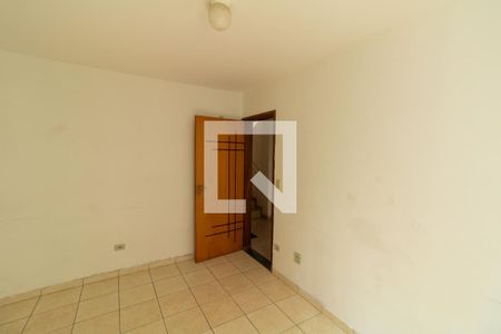 Sala de apartamento para alugar com 2 quartos, 48m² em Jardim Zelia, Itaquaquecetuba