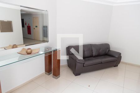 Apartamento à venda com 65m², 2 quartos e 1 vaga Apartamento à venda com 65m², 2 quartos e 1 vagaHall social