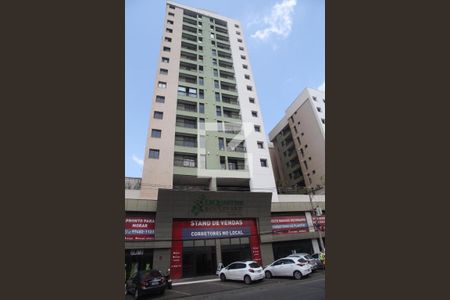 Fachada do bloco de apartamento para alugar com 2 quartos, 61m² em Taguatinga Norte (taguatinga), Brasília