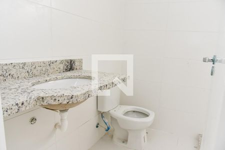 Banheiro da Suíte 1 de apartamento à venda com 2 quartos, 83m² em São João, Porto Alegre