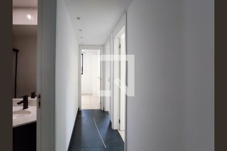 Corredor de apartamento para alugar com 3 quartos, 65m² em Andaraí, Rio de Janeiro