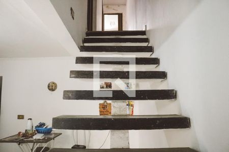Escada de casa à venda com 2 quartos, 75m² em Jardim Leonor Mendes de Barros, 