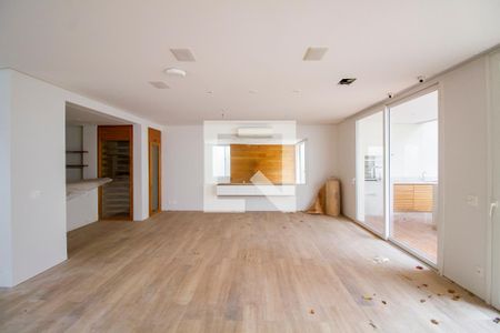 Sala de casa de condomínio à venda com 4 quartos, 400m² em Campo Belo, São Paulo