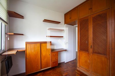 Quarto 1 de apartamento para alugar com 2 quartos, 70m² em Icaraí, Niterói