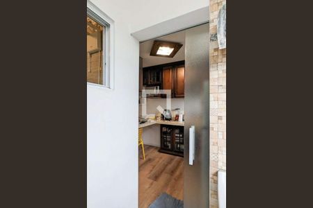 Apartamento à venda com 65m², 2 quartos e 1 vaga Apartamento à venda com 65m², 2 quartos e 1 vagaÁrea de serviço