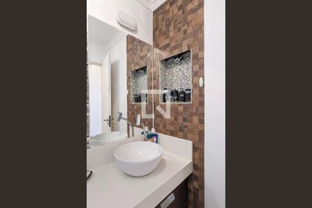 Apartamento à venda com 65m², 2 quartos e 1 vaga Apartamento à venda com 65m², 2 quartos e 1 vagaBanheiro