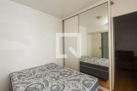 Suite de apartamento à venda com 1 quarto, 32m² em Santa Cecília, Porto Alegre