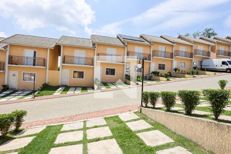 Sala - vista de casa de condomínio para alugar com 2 quartos, 40m² em Chácara Ondas Verdes, Cotia