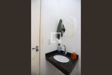 Lavabo - detalhes de casa de condomínio para alugar com 2 quartos, 40m² em Chácara Ondas Verdes, Cotia